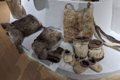 Nunavut, King William Island - Gjoa Haven - Nattilik Heritage Centre. - Inuit Clothing