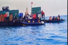 Info - Diving Team over Wreck