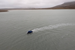 Nunavut, Port Epworth - Zodiac back to ship