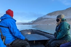 Nunavut,  Devon Island - Lancaster Sound, Croker Bay - Glacier - Zodiac ass.  Bailey