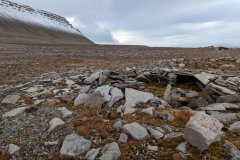 Nunavut, Port Leopold - Remains of  Thule Home, entrance facing water