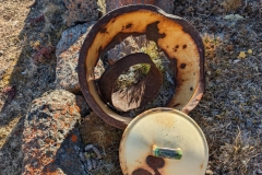 Nunavut, Somerset Island, Fort Ross - Pot on the trail