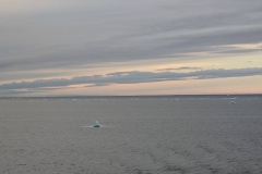 Nunavut, South to Gjoa Haven - Still waiting for the Icefields
